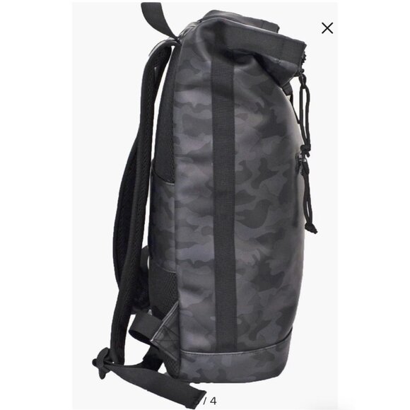 Duchamp Rubberized Camo Flipper Backpack Bag USB plug in NWT Laptop Pack - Picture 10 of 10